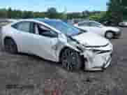 2024 Toyota Prius SE with VIN JTDACACU2R3024408, listed as a IAAI auction lot 43114921 with 18,724 mi miles and . Bid and sale history available at DreamBid. Image 13.