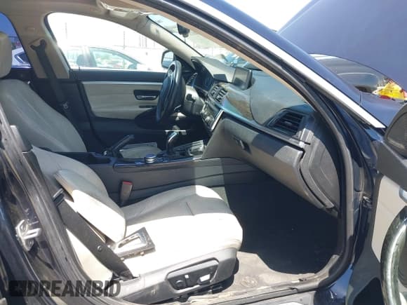 ✅ 2015 BMW 4 Series 428i • VIN: WBA4A9C53FGL85397 • Lot: 42402692. Listed on IAAI with 163,115 mi. Free auction sales archive from the USA and detailed vehicle history report at DreamBid. Image 5.