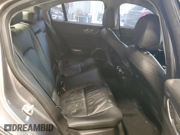 ✅ 2020 Alfa Romeo Giulia • VIN: ZARFANAN4L7634086 • Lot: 62472705. Listed on Copart with 62,816 mi. Free auction sales archive from the USA and detailed vehicle history report at DreamBid. Image 10.