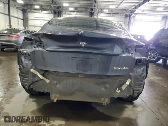 ✅ 2022 Tesla Model 3 Long Range • VIN: 5YJ3E1EB6NF227460 • Lot: 56522915. Wystawiony na Copart z przebiegiem 32 892 mil. Bezpłatny archiwum sprzedaży aukcyjnych z USA i szczegółowy raport historii pojazdu na DreamBid. Zdjęcie 6.