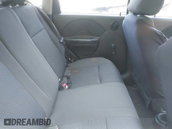 ✅ 2006 Chevrolet Aveo LS • VIN: KL1TD666X6B567451 • Lot: 42645774. Wystawiony na IAAI z przebiegiem 124 033 mil. Bezpłatny archiwum sprzedaży aukcyjnych z USA i szczegółowy raport historii pojazdu na DreamBid. Zdjęcie 8.