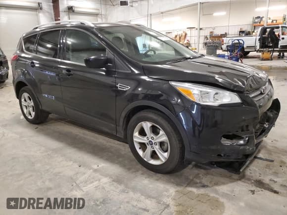 ✅ 2013 Ford Escape SE • VIN: 1FMCU0GX5DUA93807 • Lot: 91721735. Wystawiony na Copart z przebiegiem 68 430 mil. Bezpłatny archiwum sprzedaży aukcyjnych z USA i szczegółowy raport historii pojazdu na DreamBid. Zdjęcie 4.