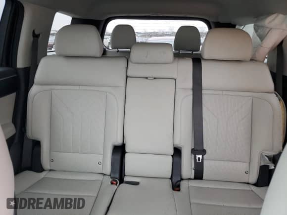 2024 Hyundai Santa Fe SEL z VIN 5NMP24GL0RH014199, wystawiony jako Copart lot #44029185 z przebiegiem 42 812 mil mil oraz Czysty tytuł • Clean title. Historia ofert i sprzedaży dostępna na DreamBid. Obrazek 10.