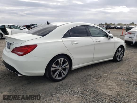 ✅ 2015 Mercedes-Benz CLA 250 • VIN: WDDSJ4GB8FN281194 • Lot: 82278575. Listed on Copart with 44,402 mi. Free auction sales archive from the USA and detailed vehicle history report at DreamBid. Image 3.