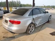 ✅ 2010 Audi S4 Prestige • VIN: WAUKGAFL7AA168917 • Lot: 43144957. Listed on IAAI with 141,130 mi. Free auction sales archive from the USA and detailed vehicle history report at DreamBid. Image 4.