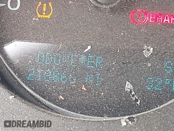 ✅ 2010 GMC Sierra 1500 SLT • VIN: 3GTRCWE00AG287606 • Lot: 41406243. Listed on IAAI with 218,866 mi. Free auction sales archive from the USA and detailed vehicle history report at DreamBid. Image 16.