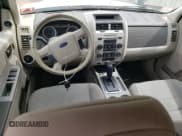 ✅ 2012 Ford Escape XLT • VIN: 1FMCU9DG9CKB80970 • Lot: 58478585. Wystawiony na Copart z przebiegiem 145 497 mil. Bezpłatny archiwum sprzedaży aukcyjnych z USA i szczegółowy raport historii pojazdu na DreamBid. Zdjęcie 8.