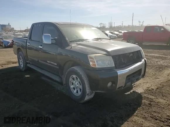 ✅ 2005 Nissan Titan LE • VIN: 1N6BA07B35N523842 • Lot: 47802855. Listed on Copart with 184,980 mi. Free auction sales archive from the USA and detailed vehicle history report at DreamBid. Image 11.