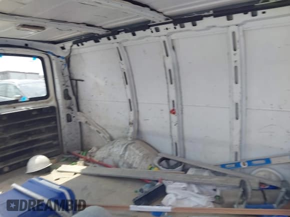 ✅ 2008 Chevrolet Express Cargo • VIN: 1GCGG25C681156400 • Лот: 43247405. Опубликован ранее на IAAI с пробегом 219 272 миль. Бесплатный доступ к архиву аукционных продаж из США и подробный отчёт об истории автомобиля на DreamBid. Изображение 8.