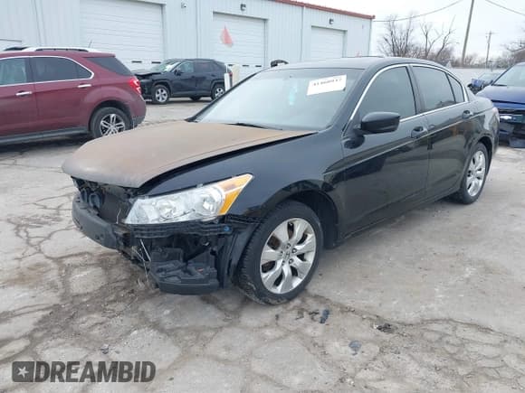 ✅ 2008 Honda Accord EX • VIN: 1HGCP257X8A044105 • Lot: 41460937. Listed on IAAI with 132,327 mi. Free auction sales archive from the USA and detailed vehicle history report at DreamBid. Image 2.