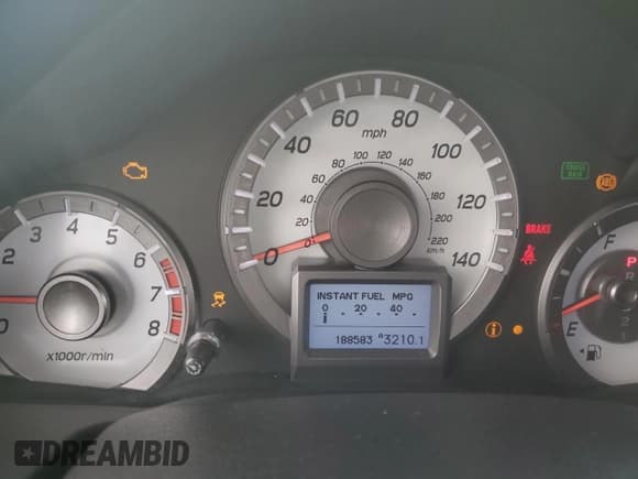 ✅ 2014 Honda Pilot Touring • VIN: 5FNYF3H96EB006433 • Lot: 70204195. Listed on Copart with 188,583 mi. Free auction sales archive from the USA and detailed vehicle history report at DreamBid. Image 9.