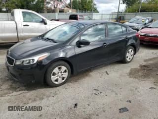 ✅ 2017 Kia Forte LX • VIN: 3KPFK4A70HE093886 • Lot: 81753035. Wystawiony na Copart z przebiegiem 37 405 mil. Bezpłatny archiwum sprzedaży aukcyjnych z USA i szczegółowy raport historii pojazdu na DreamBid. Zdjęcie 1.