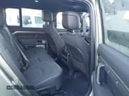 ✅ 2024 Land Rover Defender X • VIN: SALEXFEU8R2352205 • Лот: 41274333. Опубликован ранее на IAAI с пробегом 730 миль. Бесплатный доступ к архиву аукционных продаж из США и подробный отчёт об истории автомобиля на DreamBid. Изображение 8.