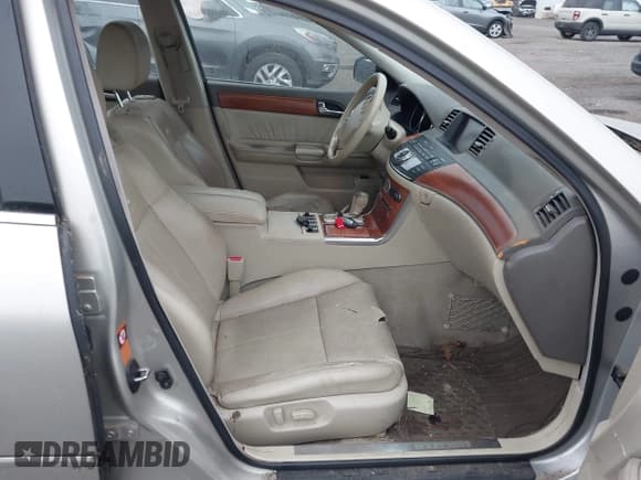✅ 2006 Infiniti M • VIN: JNKAY01F26M263137 • Lot: 42475515. Listed on IAAI with 127,146 mi. Free auction sales archive from the USA and detailed vehicle history report at DreamBid. Image 5.