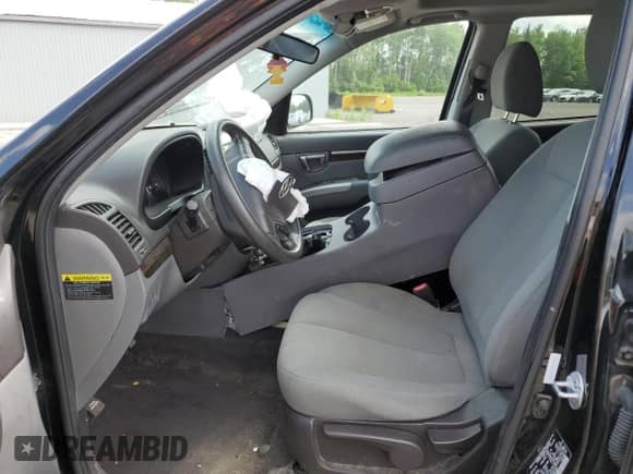 2012 Hyundai Santa Fe GLS z VIN 5XYZGDAB4CG138181, wystawiony jako Copart lot #59055234 z przebiegiem 171 407 mil mil oraz Szkoda całkowita • Salvage title. Historia ofert i sprzedaży dostępna na DreamBid. Obrazek 7.