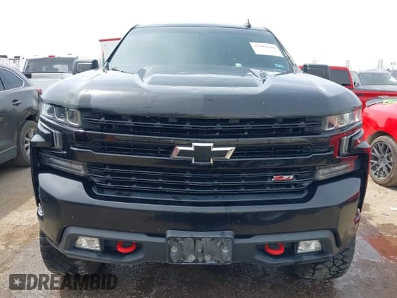 ✅ 2019 Chevrolet Silverado 1500 LT Trail Boss • VIN: 3GCPYFED4KG297004 • Lot: 42984504. Wystawiony na IAAI z przebiegiem 136 915 mil. Bezpłatny archiwum sprzedaży aukcyjnych z USA i szczegółowy raport historii pojazdu na DreamBid. Zdjęcie 12.