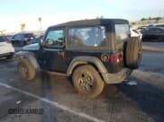 ✅ 2022 Jeep Wrangler Sport S • VIN: 1C4GJXAN6NW117648 • Лот: 84908324. Опубликован ранее на Copart с пробегом 25 375 миль. Бесплатный доступ к архиву аукционных продаж из США и подробный отчёт об истории автомобиля на DreamBid. Изображение 2.