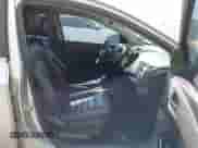 2015 Chevrolet Sonic RS z VIN 1G1JG5SBXF4121804, wystawiony jako IAAI lot #42403310 z przebiegiem 89 386 mil mil oraz . Historia ofert i sprzedaży dostępna na DreamBid. Obrazek 5.