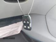 ✅ 2017 GMC Acadia SLT • VIN: 1GKKNNLS1HZ187068 • Lot: 42009875. Listed on IAAI with 218,819 mi. Free auction sales archive from the USA and detailed vehicle history report at DreamBid. Image 11.