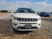 ✅ 2018 Jeep Compass Limited • VIN: 3C4NJCCBXJT228724 • Lot: 81333585. Wystawiony na Copart z przebiegiem 81 188 mil. Bezpłatny archiwum sprzedaży aukcyjnych z USA i szczegółowy raport historii pojazdu na DreamBid. Zdjęcie 5.