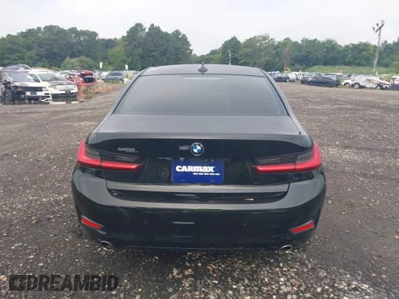 2020 BMW 3 Series 330i xDrive с VIN WBA5R7C05LFH48132, выставлен на аукционе IAAI как лот 39887553 с пробегом 75 143 миль миль и . История ставок и продаж доступна на DreamBid. Изображение 16.