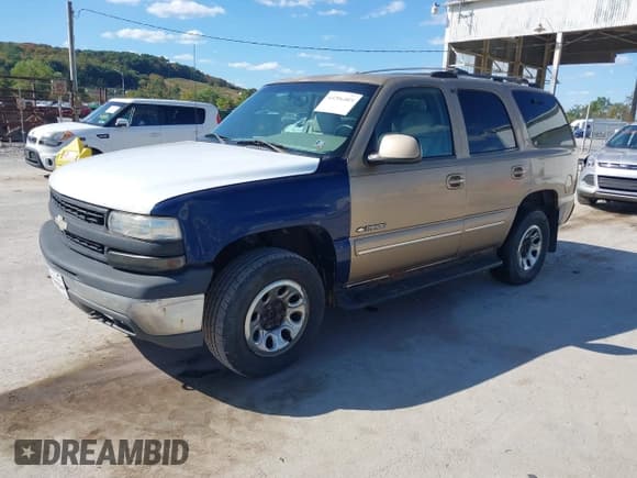 ✅ 2001 Chevrolet Tahoe LS • VIN: 1GNEK13T81J166958 • Lot: 43200403. Wystawiony na IAAI z przebiegiem 248 332 mil. Bezpłatny archiwum sprzedaży aukcyjnych z USA i szczegółowy raport historii pojazdu na DreamBid. Zdjęcie 2.