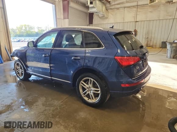 ✅ 2016 Audi Q5 • VIN: WA1CVBFP9GA018798 • Лот: 71160405. Опубликован ранее на Copart с пробегом 246 267 миль. Бесплатный доступ к архиву аукционных продаж из США и подробный отчёт об истории автомобиля на DreamBid. Изображение 2.