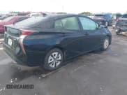 ✅ 2017 Toyota Prius Three • VIN: JTDKARFUXH3532550 • Lot: 43277514. Wystawiony na IAAI z przebiegiem 114 312 mil. Bezpłatny archiwum sprzedaży aukcyjnych z USA i szczegółowy raport historii pojazdu na DreamBid. Zdjęcie 4.