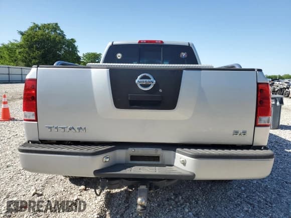 ✅ 2005 Nissan Titan XE • VIN: 1N6BA06A35N534011 • Lot: 58052325. Listed on Copart with 172,513 mi. Free auction sales archive from the USA and detailed vehicle history report at DreamBid. Image 6.