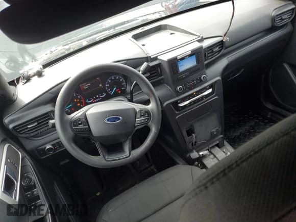 ✅ 2020 Ford Police Interceptor Utility • VIN: 1FM5K8AB3LGC94810 • Lot: 54259525. Wystawiony na Copart z przebiegiem 51 714 mil. Bezpłatny archiwum sprzedaży aukcyjnych z USA i szczegółowy raport historii pojazdu na DreamBid. Zdjęcie 8.