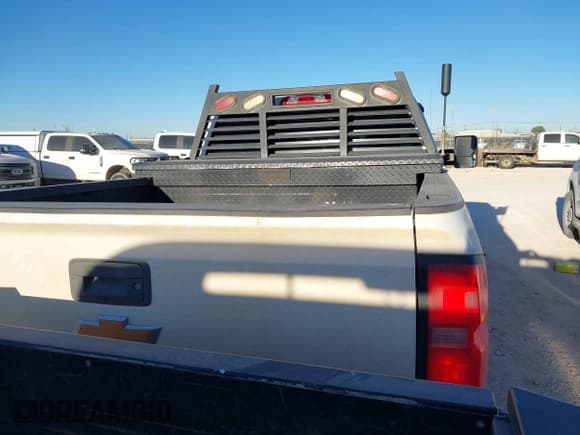 ✅ 2019 Chevrolet Silverado 2500HD Work Truck • VIN: 2GC2KREG8K1110444 • Lot: 43859123. Listed on IAAI with 244,213 mi. Free auction sales archive from the USA and detailed vehicle history report at DreamBid. Image 16.