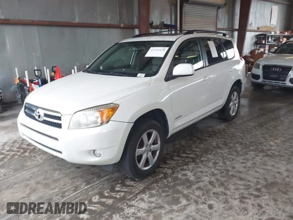 ✅ 2006 Toyota RAV4 Limited • VIN: JTMZD31V465015555 • Lot: 43793120. Listed on IAAI with 196,538 mi. Free auction sales archive from the USA and detailed vehicle history report at DreamBid. Image 2.