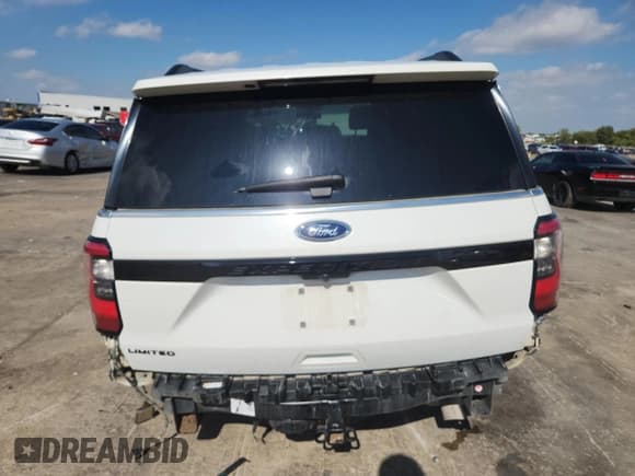 ✅ 2021 Ford Expedition Limited • VIN: 1FMJU1KTXMEA58529 • Lot: 89919245. Listed on Copart with 41,868 mi. Free auction sales archive from the USA and detailed vehicle history report at DreamBid. Image 6.