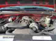 ✅ 2000 Chevrolet Silverado 1500 LS • VIN: 2GCEK19V7Y1212625 • Lot: 43598744. Wystawiony na IAAI z przebiegiem 217 710 mil mil. Skorzystaj z bezpłatnego archiwum sprzedaży aukcyjnych z USA i zobacz szczegółowy raport historii pojazdu na DreamBid. Zdjęcie 10.