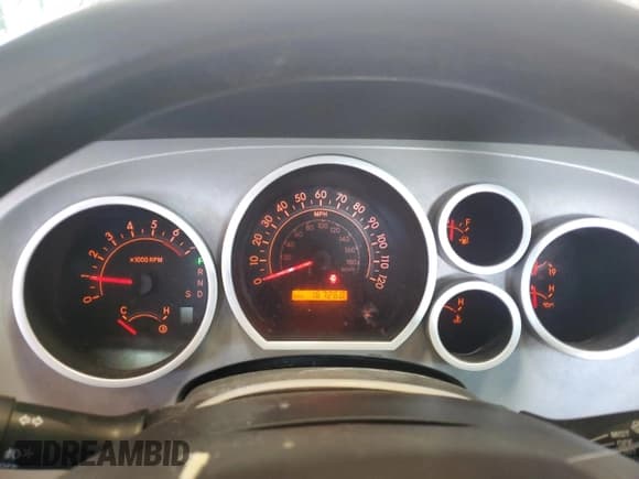 ✅ 2008 Toyota Tundra • VIN: 5TBBT54198S460467 • Lot: 70491935. Listed on Copart with 167,260 mi. Free auction sales archive from the USA and detailed vehicle history report at DreamBid. Image 9.