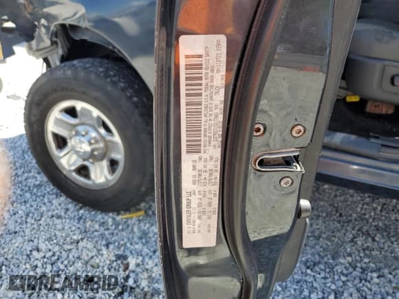 ✅ 2014 Ram 2500 SLT • VIN: 3C6TR5DT1EG177803 • Lot: 67867985. Listed on Copart with 248,173 mi. Free auction sales archive from the USA and detailed vehicle history report at DreamBid. Image 12.