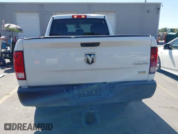 ✅ 2019 Ram 1500 Express • VIN: 1C6RR7FG6KS655224 • Lot: 42380093. Wystawiony na IAAI z przebiegiem 96 054 mil. Bezpłatny archiwum sprzedaży aukcyjnych z USA i szczegółowy raport historii pojazdu na DreamBid. Zdjęcie 16.
