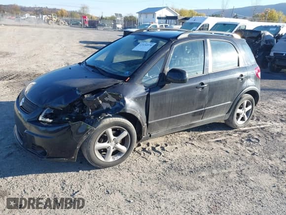 ✅ 2008 Suzuki SX4 • VIN: JS2YB413885111686 • Лот: 43534970. Опубликован ранее на IAAI с пробегом 102 699 миль. Бесплатный доступ к архиву аукционных продаж из США и подробный отчёт об истории автомобиля на DreamBid. Изображение 2.