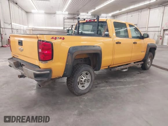 ✅ 2018 Chevrolet Silverado 2500HD Work Truck • VIN: 1GC1KUEG4JF173708 • Lot: 42516936. Listed on IAAI with 54,542 mi. Free auction sales archive from the USA and detailed vehicle history report at DreamBid. Image 4.