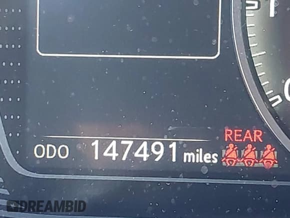 ✅ 2019 Lexus UX 200 • VIN: JTHY3JBH5K2003002 • Lot: 42723126. Wystawiony na IAAI z przebiegiem 147 491 mil. Bezpłatny archiwum sprzedaży aukcyjnych z USA i szczegółowy raport historii pojazdu na DreamBid. Zdjęcie 15.