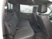 ✅ 2022 GMC Sierra 1500 SLT • VIN: 3GTU9DEL1NG132625 • Лот: 82477743. Опубликован ранее на Copart с пробегом 35 411 миль. Бесплатный доступ к архиву аукционных продаж из США и подробный отчёт об истории автомобиля на DreamBid. Изображение 10.