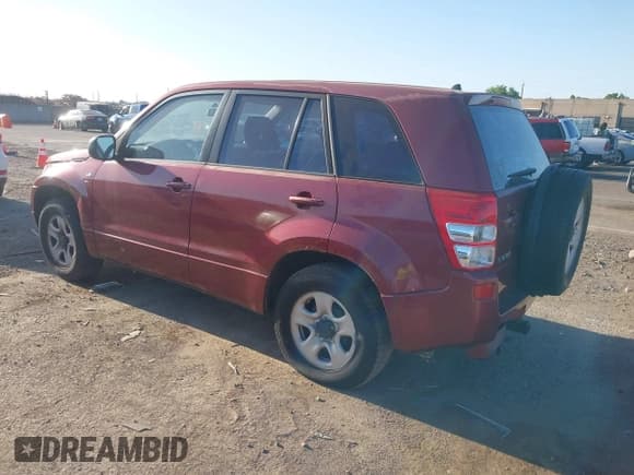 ✅ 2007 Suzuki Grand Vitara • VIN: JS3TE941574200236 • Lot: 42396081. Wystawiony na IAAI z przebiegiem 141 382 mil. Bezpłatny archiwum sprzedaży aukcyjnych z USA i szczegółowy raport historii pojazdu na DreamBid. Zdjęcie 3.
