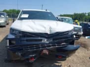 ✅ 2022 Chevrolet Silverado 1500 LT Trail Boss • VIN: 1GCPYFED7NZ146324 • Lot: 42416840. Wystawiony na IAAI z przebiegiem 69 309 mil. Bezpłatny archiwum sprzedaży aukcyjnych z USA i szczegółowy raport historii pojazdu na DreamBid. Zdjęcie 11.