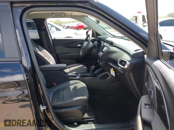 ✅ 2023 Chevrolet TrailBlazer LT • VIN: KL79MPS27PB081108 • Лот: 42415511. Опубликован ранее на IAAI с пробегом 19 758 миль. Бесплатный доступ к архиву аукционных продаж из США и подробный отчёт об истории автомобиля на DreamBid. Изображение 5.