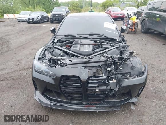 ✅ 2022 BMW M4 Competition xDrive • VIN: WBS43AZ04NCJ24059 • Лот: 42182813. Опубликован ранее на IAAI с пробегом 27 682 миль. Бесплатный доступ к архиву аукционных продаж из США и подробный отчёт об истории автомобиля на DreamBid. Изображение 6.