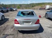 ✅ 2004 Mercedes-Benz C 230 Kompressor • VIN: WDBRF40J74F525595 • Lot: 41878522. Wystawiony na IAAI z przebiegiem 190 995 mil. Bezpłatny archiwum sprzedaży aukcyjnych z USA i szczegółowy raport historii pojazdu na DreamBid. Zdjęcie 6.
