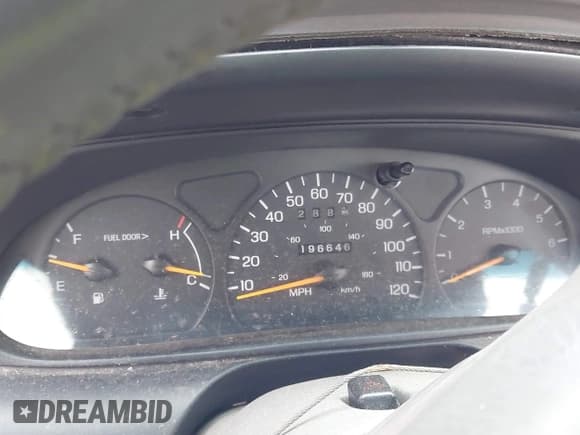 ✅ 1998 Ford Taurus SE Comfort • VIN: 1FAFP53S0WG125666 • Lot: 43381901. Wystawiony na IAAI z przebiegiem 196 646 mil. Bezpłatny archiwum sprzedaży aukcyjnych z USA i szczegółowy raport historii pojazdu na DreamBid. Zdjęcie 7.