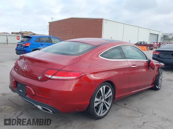 ✅ 2017 Mercedes-Benz C 300 • VIN: WDDWJ4JB7HF397820 • Лот: 43465813. Опубликован ранее на IAAI с пробегом 96 664 миль. Бесплатный доступ к архиву аукционных продаж из США и подробный отчёт об истории автомобиля на DreamBid. Изображение 4.