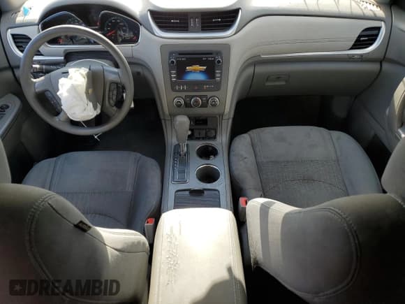 ✅ 2015 Chevrolet Traverse LS • VIN: 1GNKRFKD3FJ174172 • Lot: 86463165. Wystawiony na Copart z przebiegiem 141 068 mil. Bezpłatny archiwum sprzedaży aukcyjnych z USA i szczegółowy raport historii pojazdu na DreamBid. Zdjęcie 8.