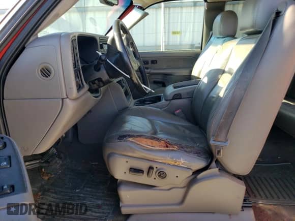 2003 Chevrolet Silverado 1500 LS с VIN 2GCEK19T431187982, выставлен на аукционе Copart как лот 81537033 с пробегом 302 385 миль миль и На запчасти • Non repairable. История ставок и продаж доступна на DreamBid. Изображение 7.